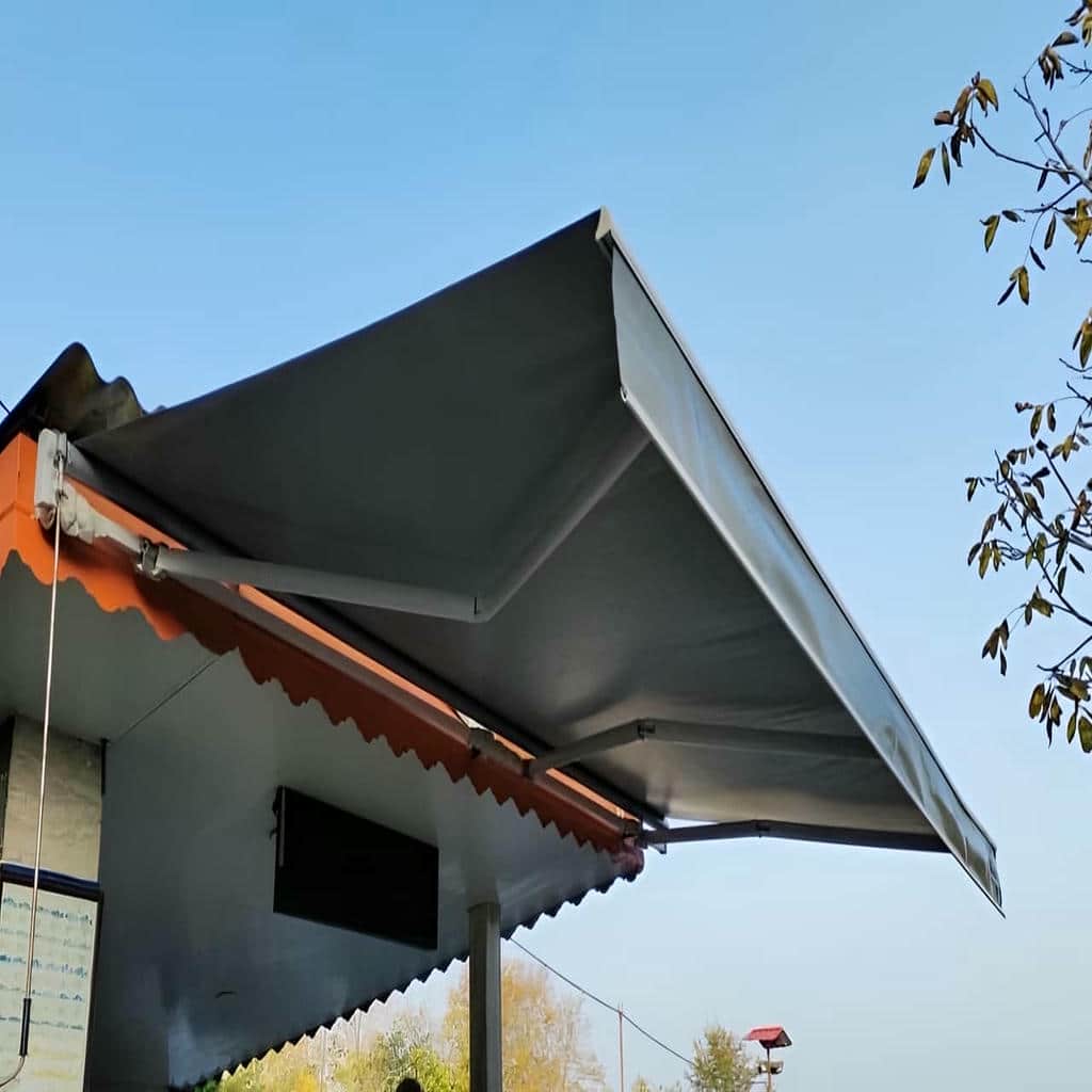 سایبان&zwnj; برقی