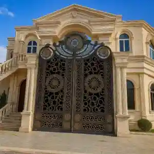 درب مدل ورساچه فلزی لوکس