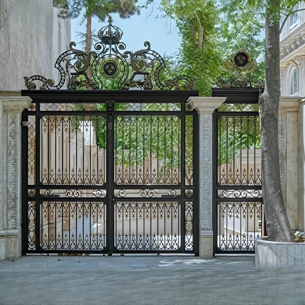 درب مدل ورسای فلزی لوکس