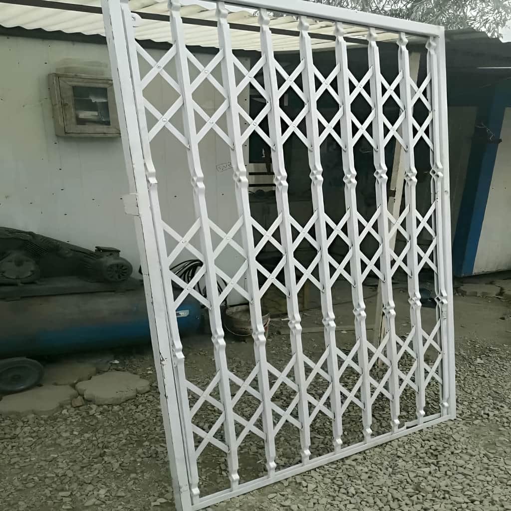 قیمت درب آکاردئونی حفاظ آپارتمان سه گل در آبسرد