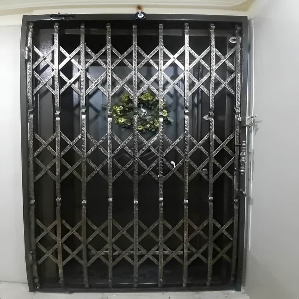 قیمت درب آکاردئونی سه گل در بندرعباس