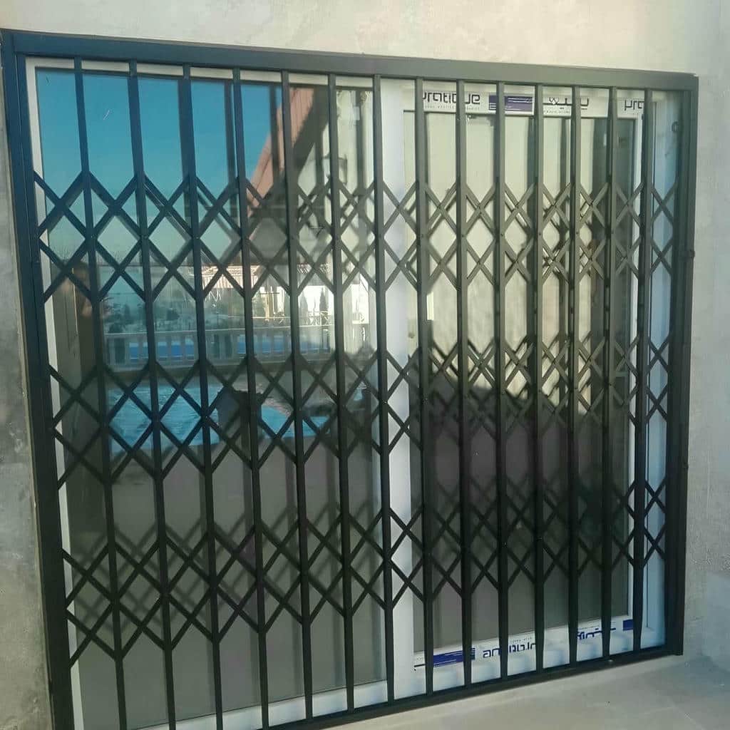 خرید درب آکاردئونی طرح تقویت شده در کردان
