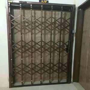 درب آکاردئونی آپارتمان در بندر بوشهر