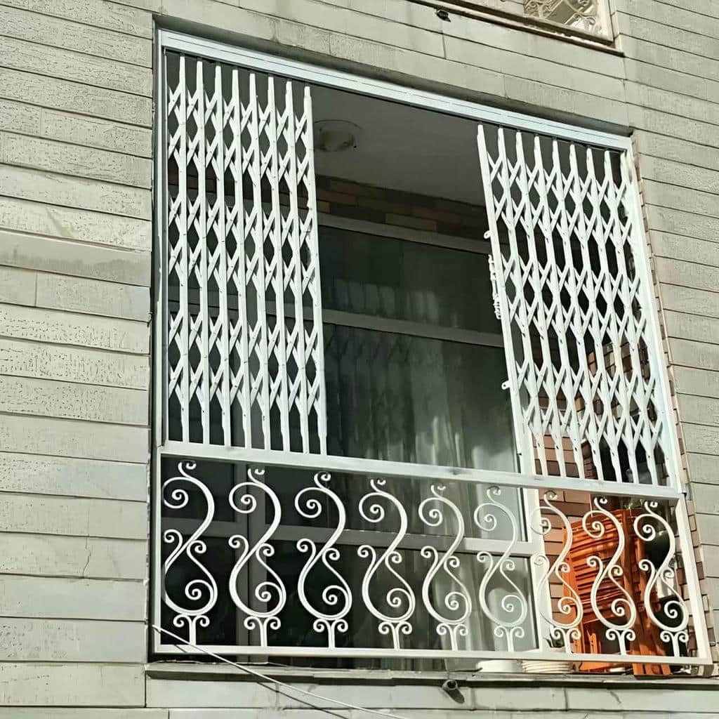 خرید درب آکاردئونی آپارتمان طرح تقویت شده در بندر انزلی