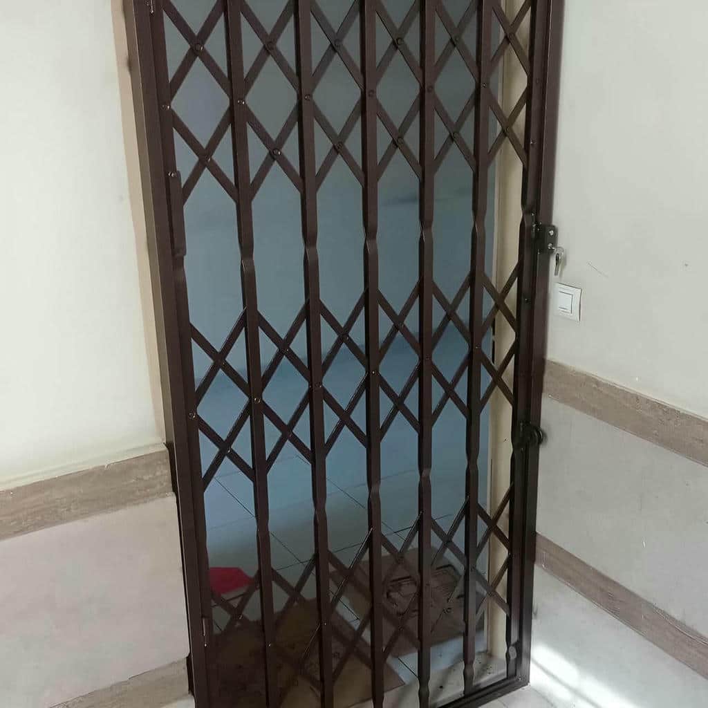 خرید درب آکاردئونی حفاظ آپارتمان طرح تقویت شده در سنندج