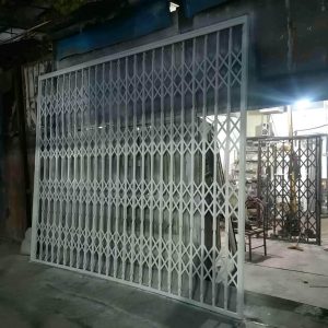 درب آکاردئونی حفاظ آپارتمان در طالقان