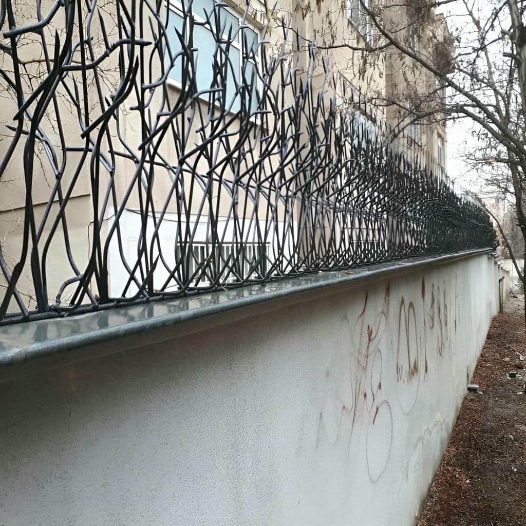 نصب حفاظ شاخ گوزنی نوک تیز در قم