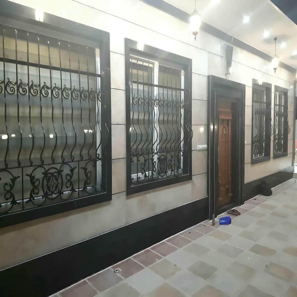 حفاظ پنجره در آبادان