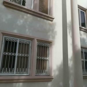 حفاظ پنجره در بندر انزلی