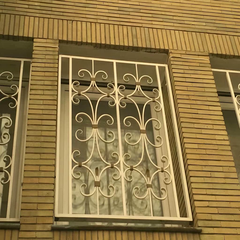 قیمت حفاظ پنجره فرفورژه در اهواز