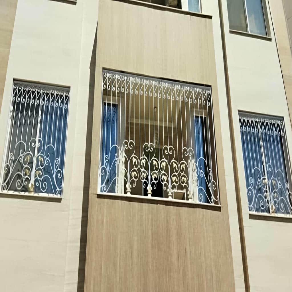 قیمت حفاظ پنجره نرده آهنی فرفورژه در اصفهان