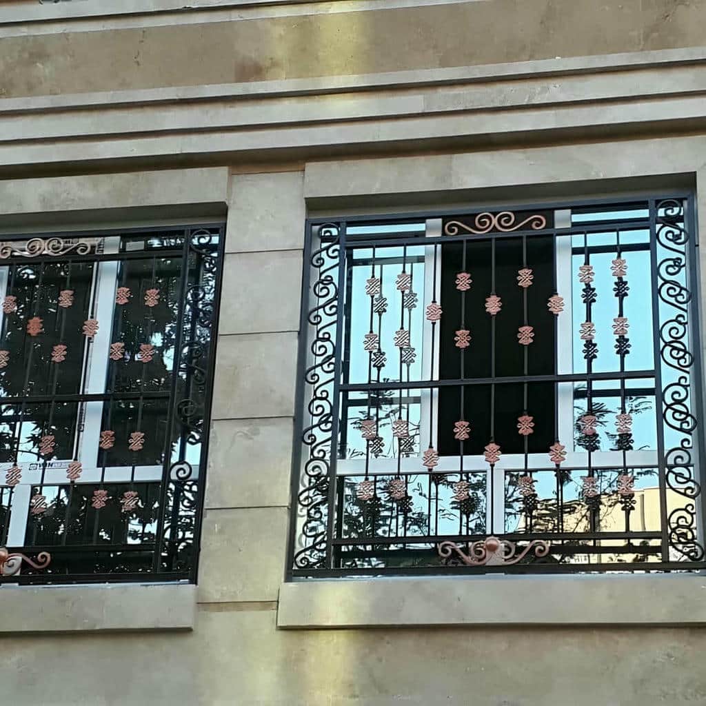 نصب حفاظ پنجره آهنی بازشو در فردیس کرج