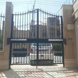 جک درب پارکینگ در استان گلستان