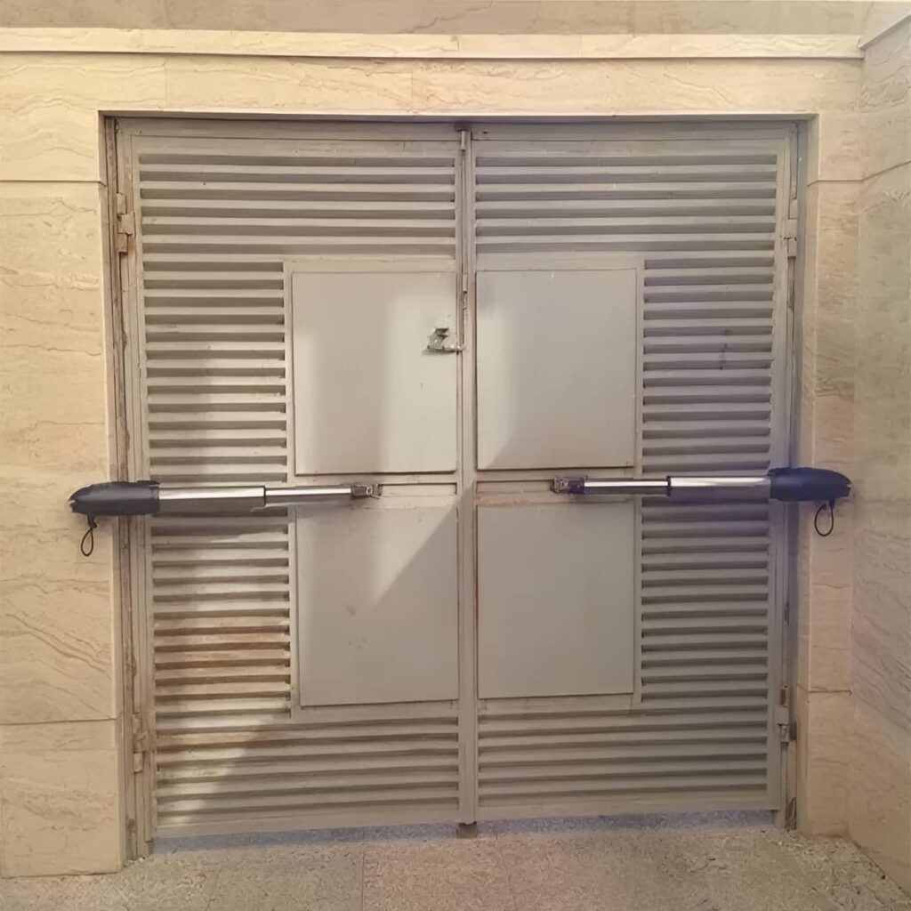 جک درب پارکینگ در کرمانشاه