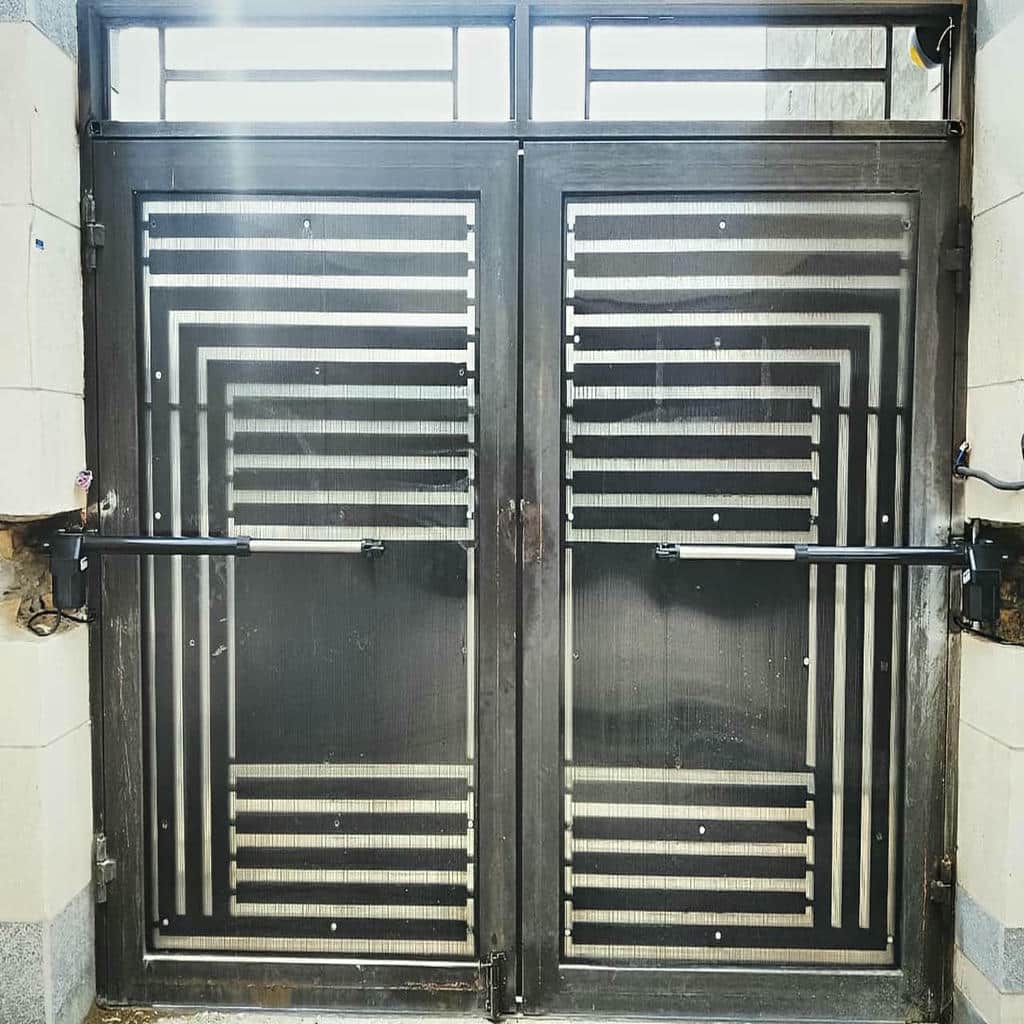 جک درب پارکینگ در سقز