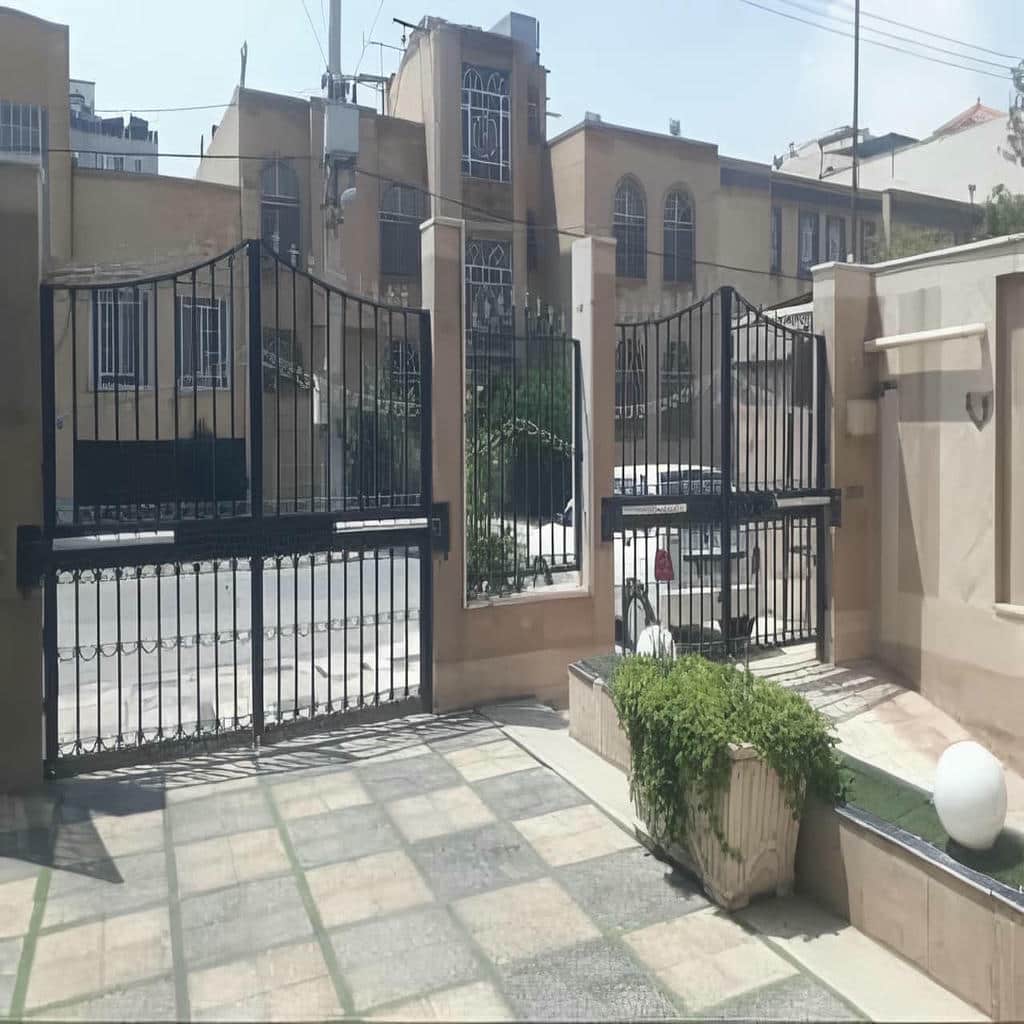 کارخانه جک درب پارکینگ موتور قدرتمند در بیرجند