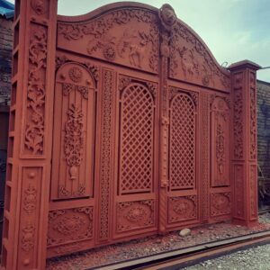 درب حیاط در سبزوار