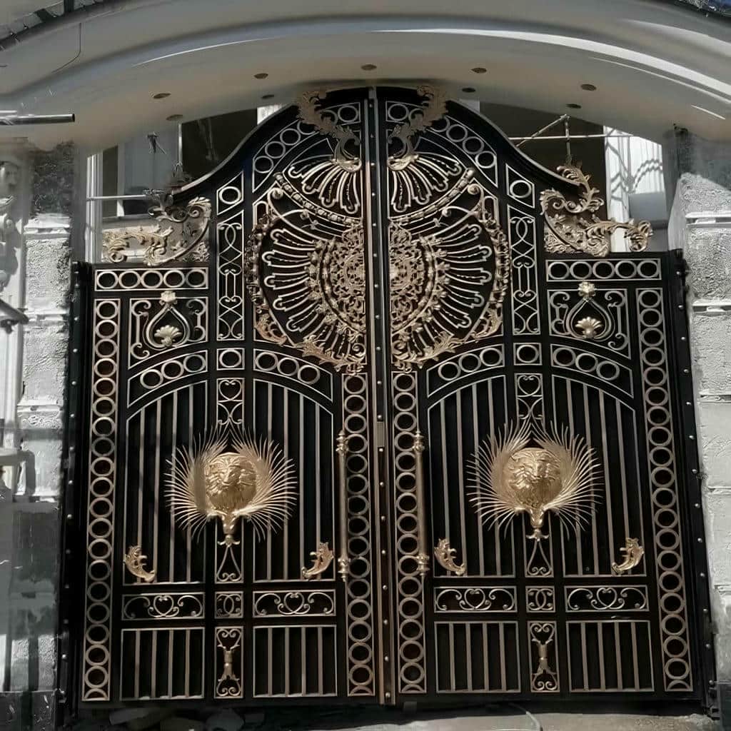 خرید درب حیاط و ویلایی با طراحی مقاوم در برابر رطوبت در اندیشه