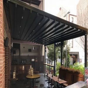 سقف برقی پارچه‌ای پرگولا