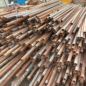 داربست هیئتی برای اسکان عزاداران و برپایی ایستگاه صلواتی