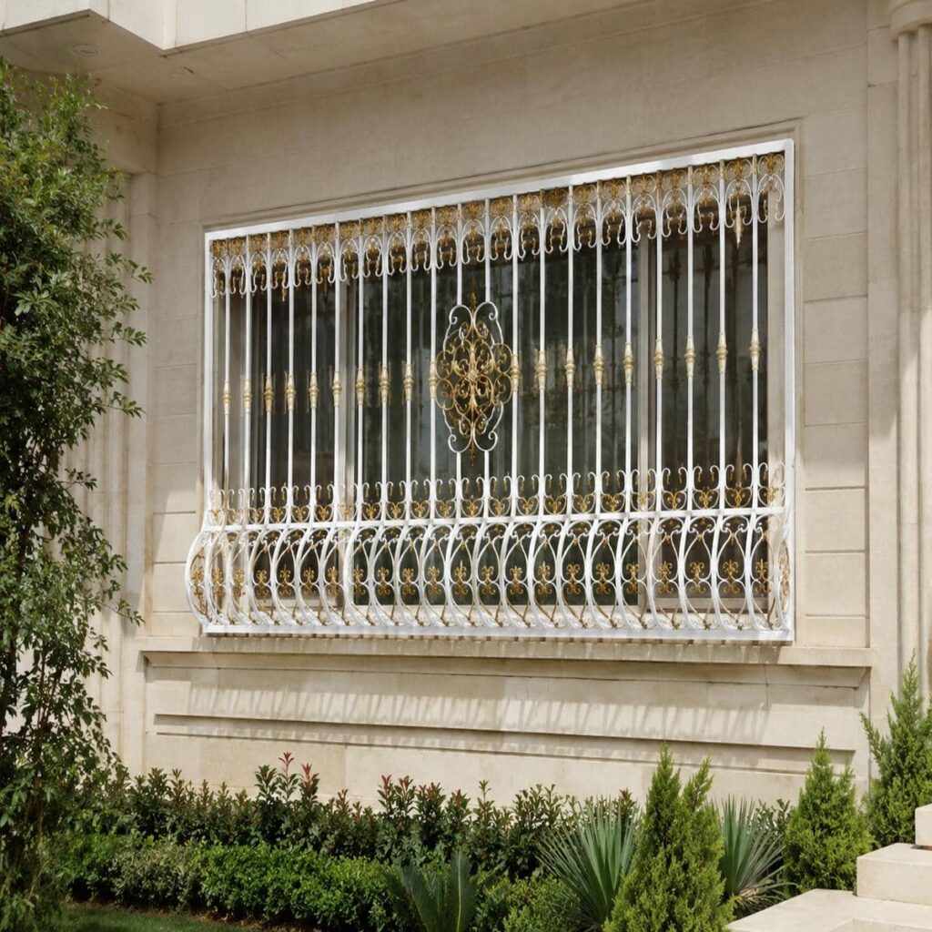 نصب نرده پنجره فرفورژه گل دار روی نمای ساختمان