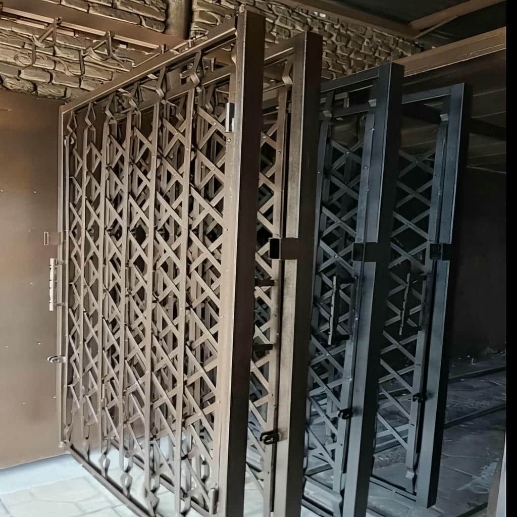 خرید درب آکاردئونی قفل مخفی کتابی مدل ساده