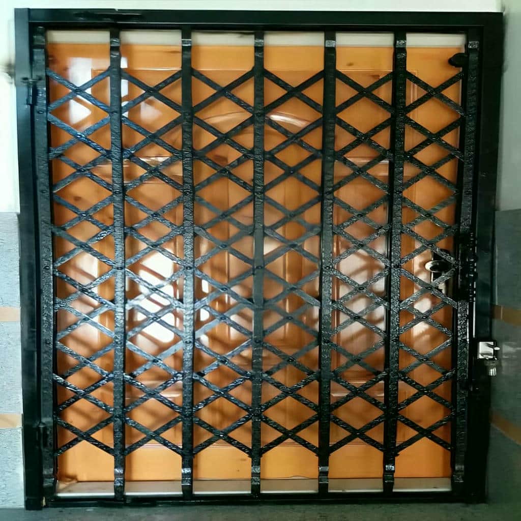 قیمت حفاظ آکاردئونی کم جا راهرو بر اساس ابعاد