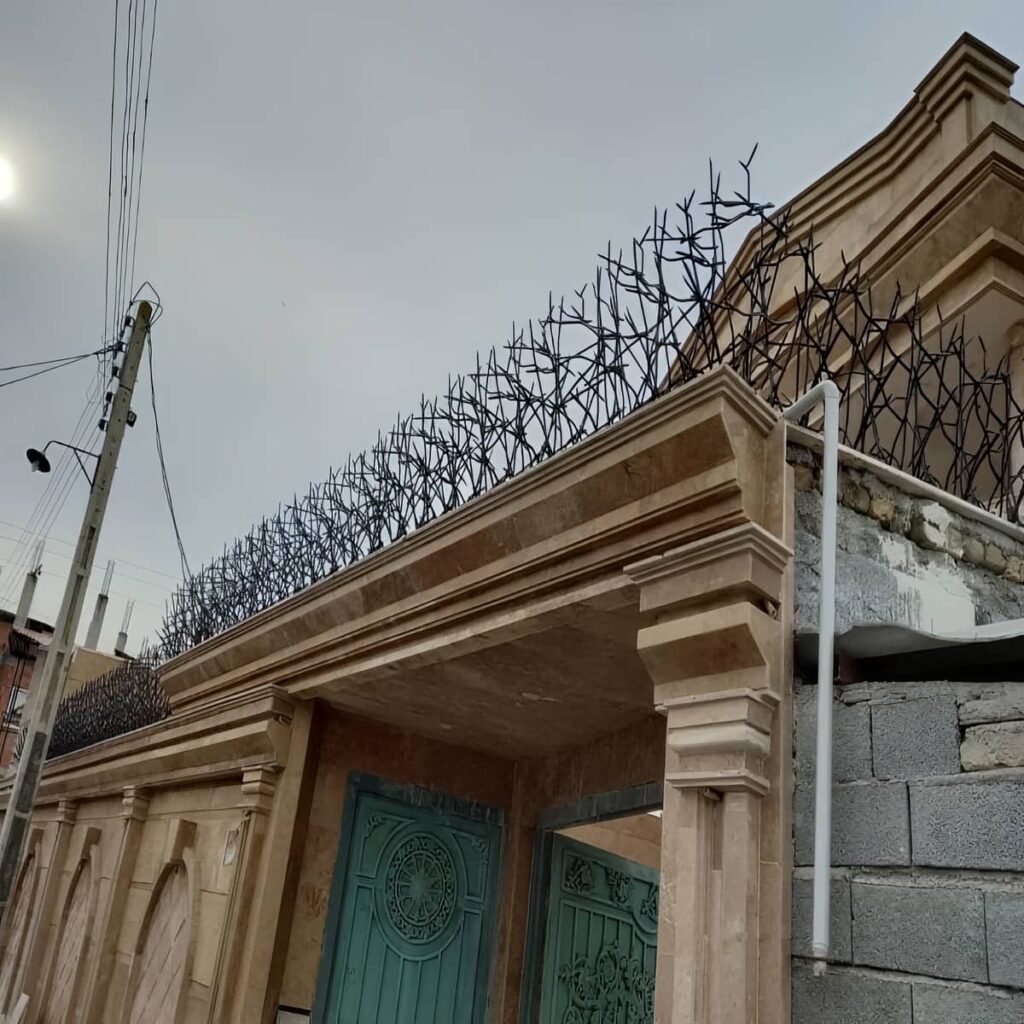 مشاوره انتخاب حفاظ شاخ گوزنی میلگرد خمکاری برای دیوار
