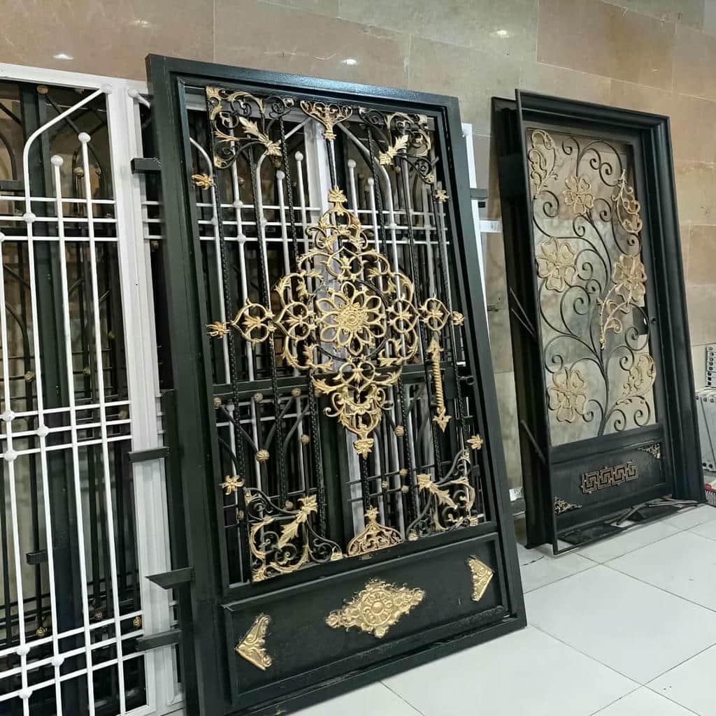 اجرای درب ویلایی برش لیزری با شبکه لوزی
