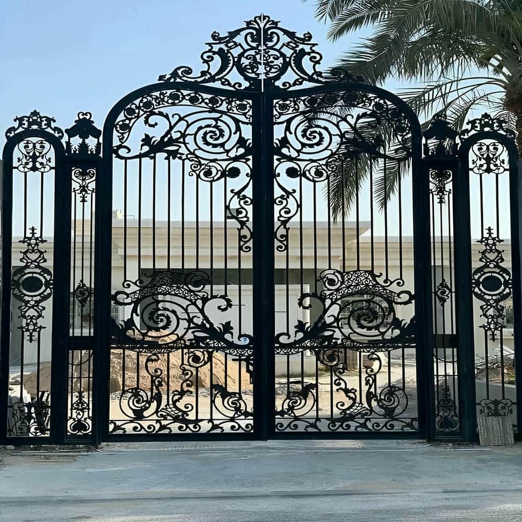 قیمت درب حیاط ورق پانچ سفارشی