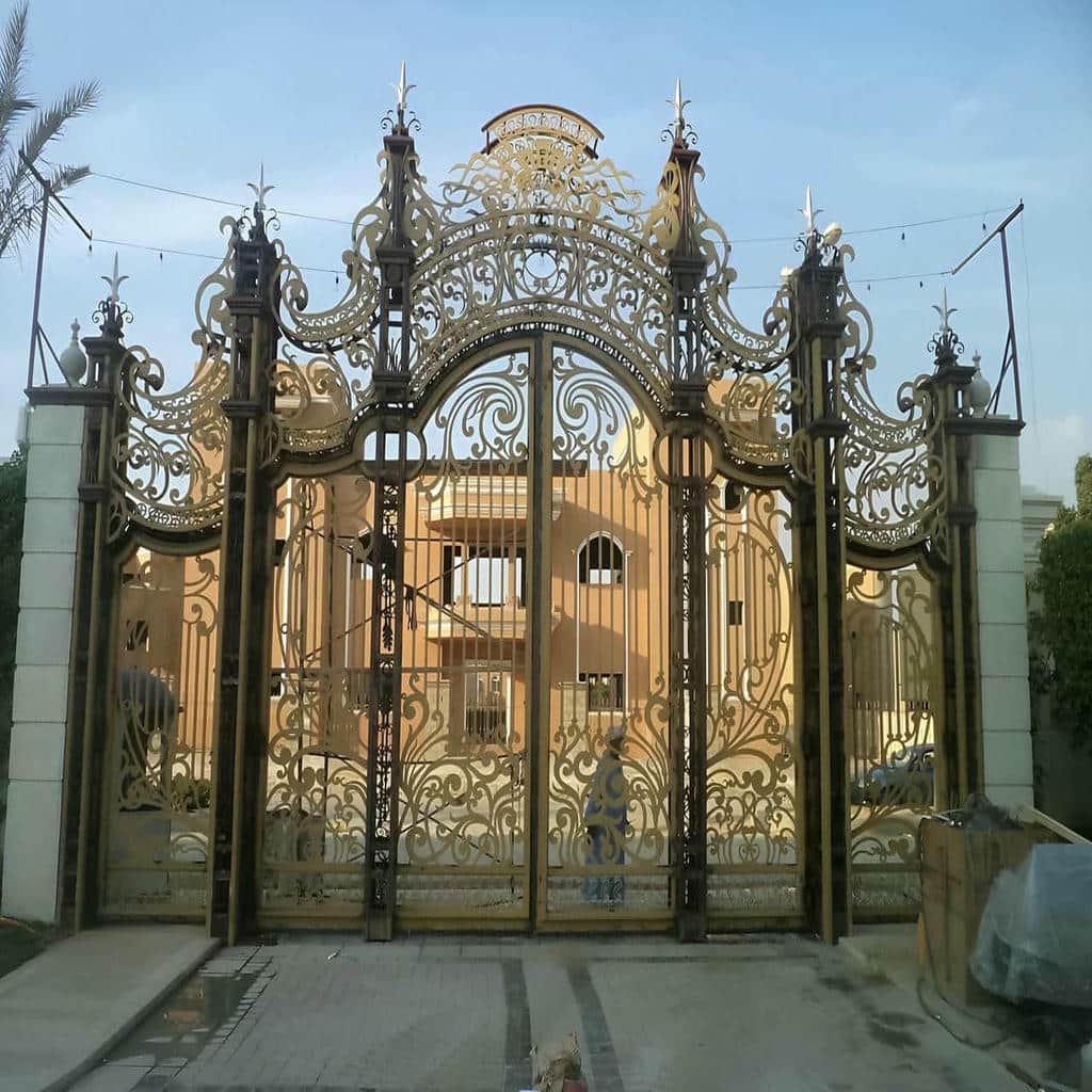 خرید درب حیاط طاق دار کم‌خیز