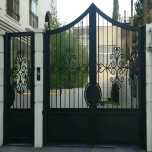 12 مدل درب پارکینگ ویلا ماشین رو
