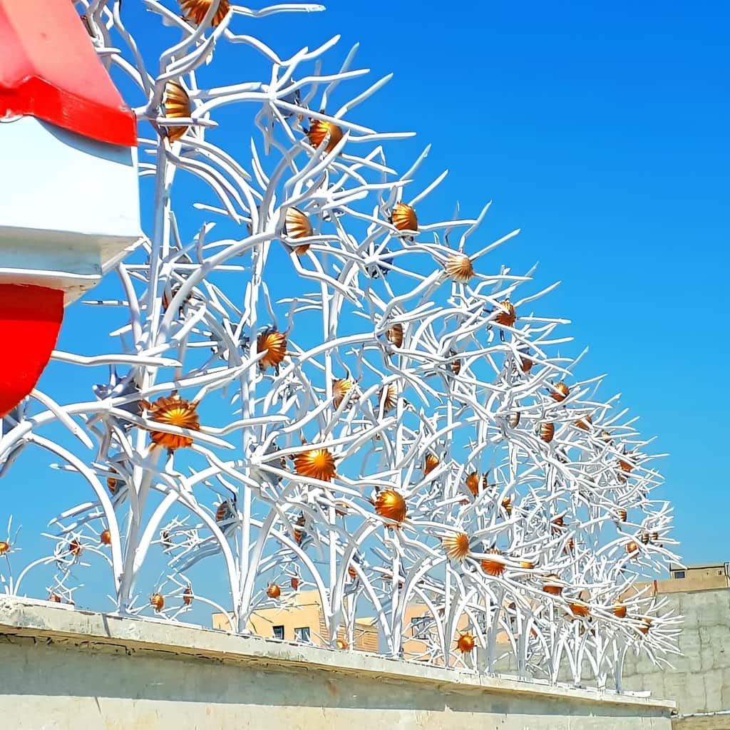 مرکز فروش و نصب حفاظ گل آفتابگردان سفارشی برای افزایش امنیت ورودی