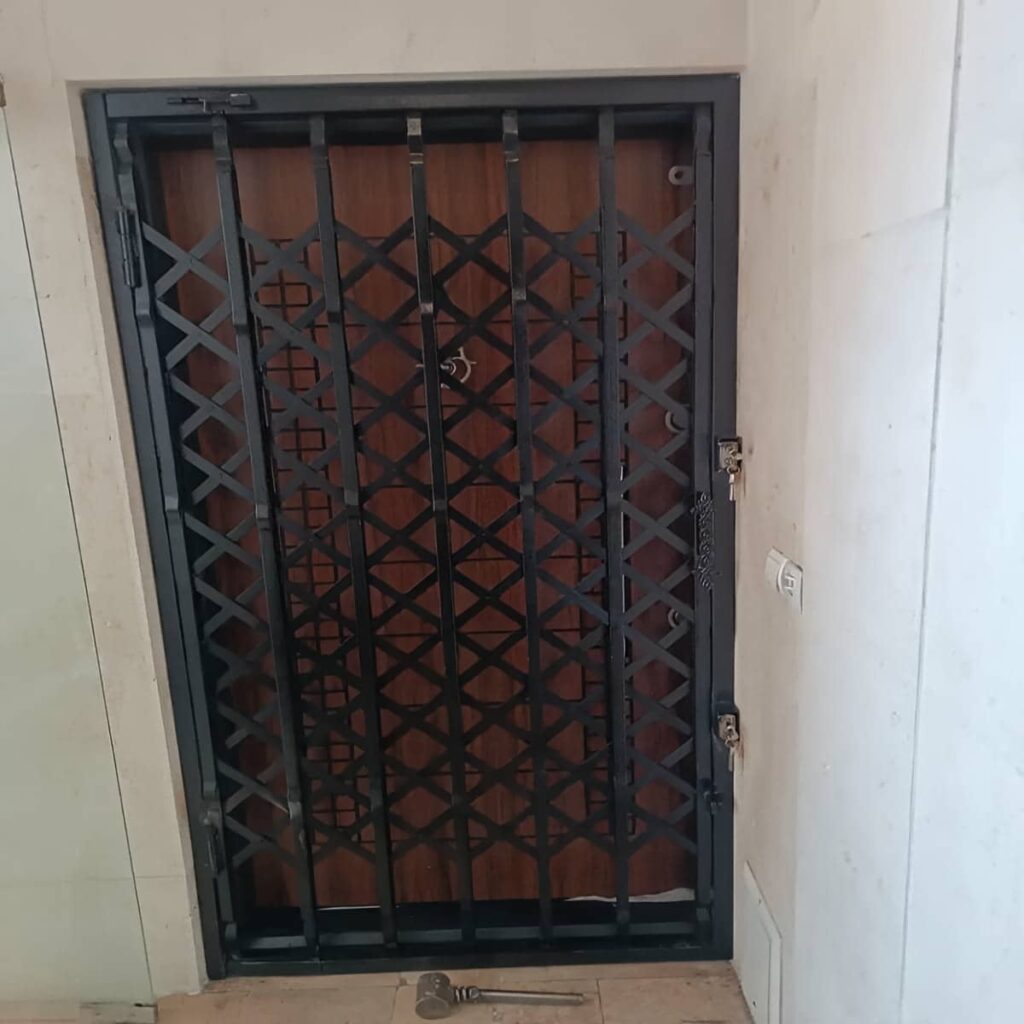 حفاظ جمع شونده با رنگ هماهنگ نمای بیرونی