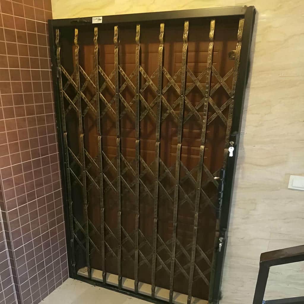 نرده آکاردئونی با رنگ پوشش متنوع