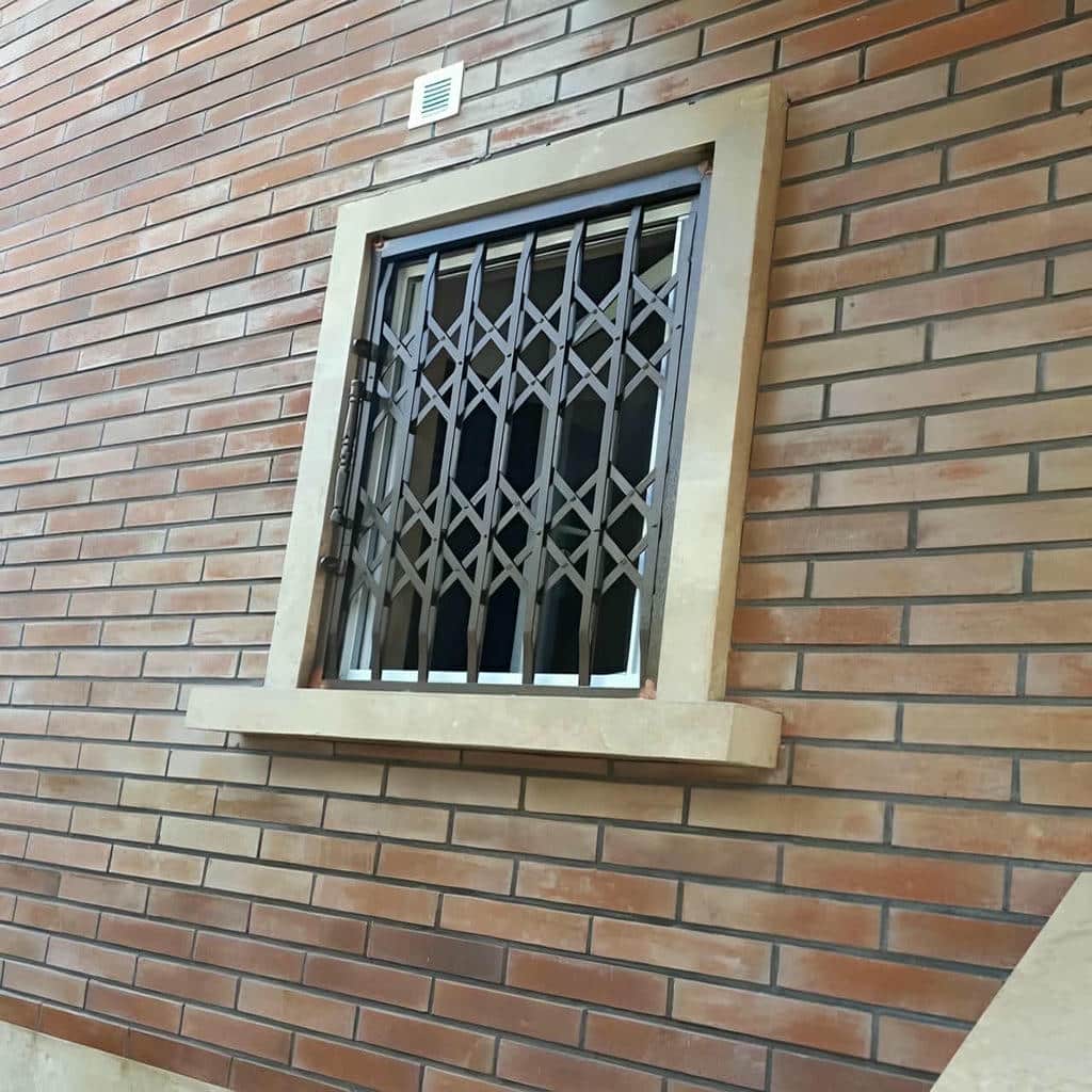 درب آکاردئونی با طراحی کاربردی درب آکاردئونی با طراحی کاربردی