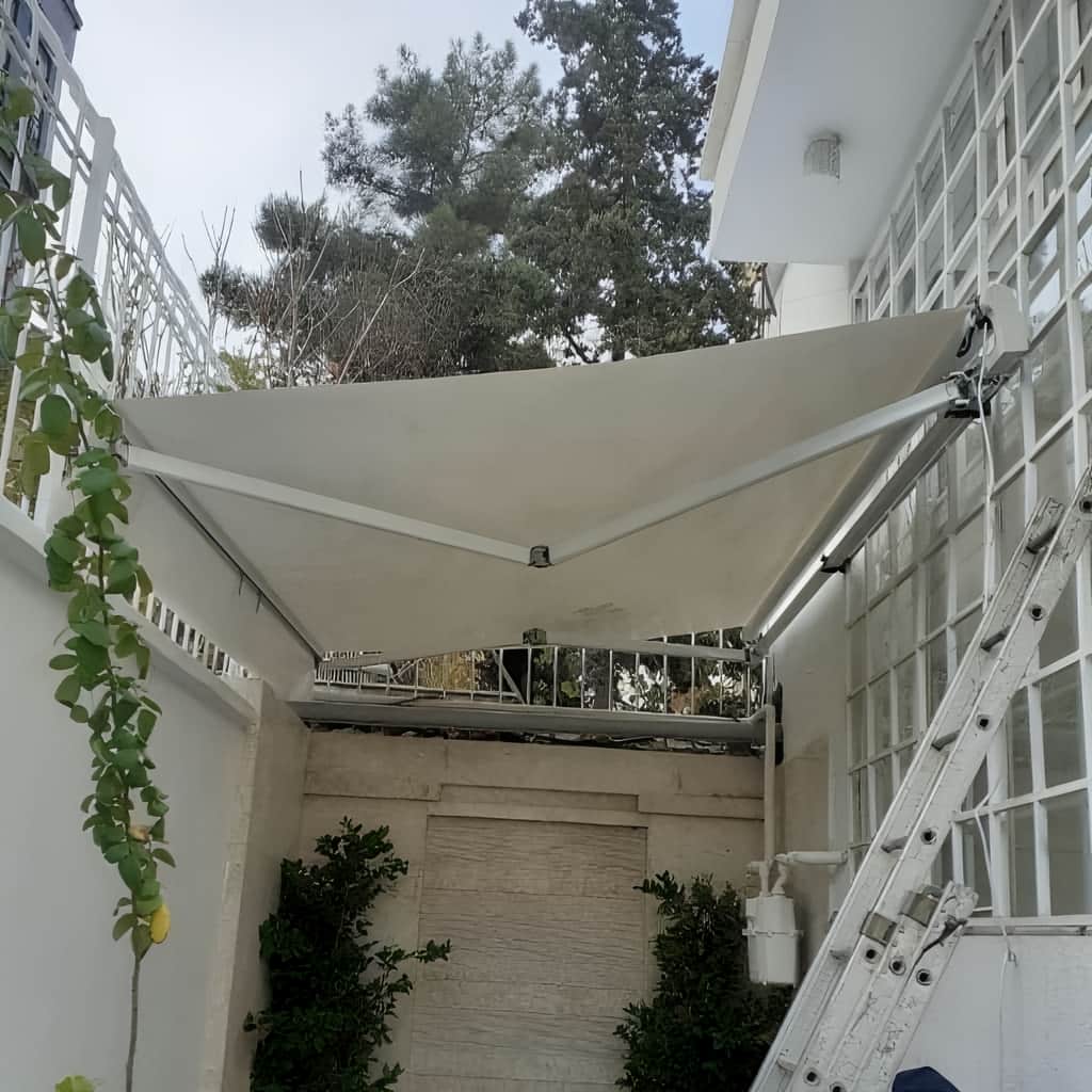 سایبان تاشو با پوشش مقاوم رنگی