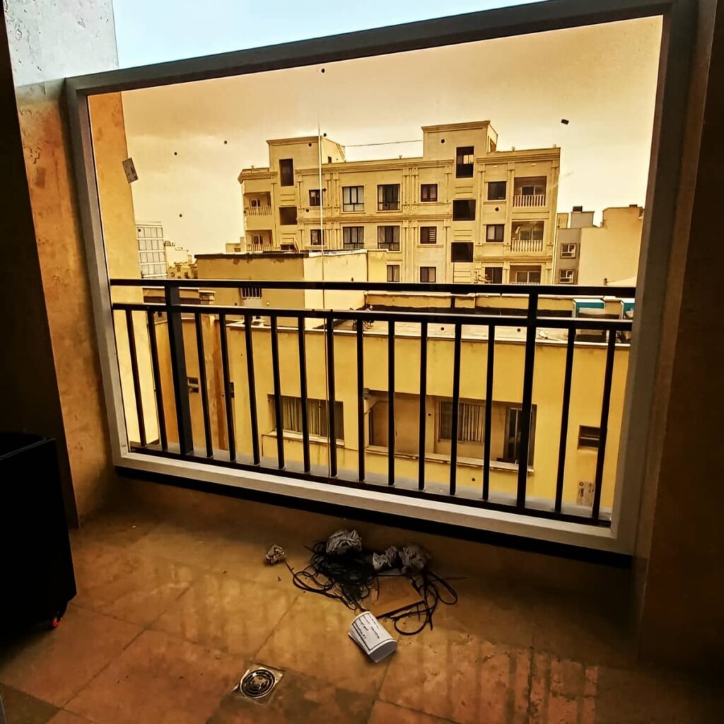 نرده پله کلاسیک با جزئیات طراحی نرده پله کلاسیک با جزئیات طراحی