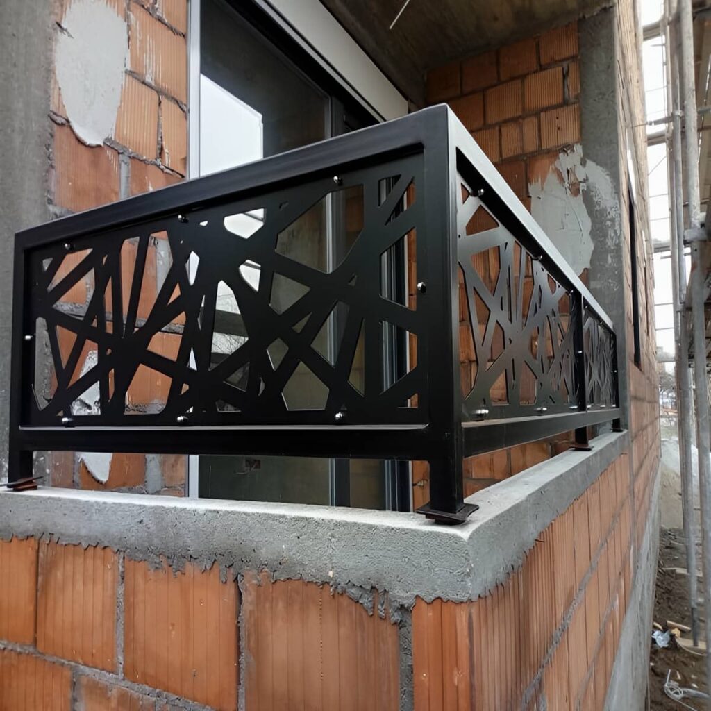 نرده پله مدرن با طراحی مینیمال داخلی