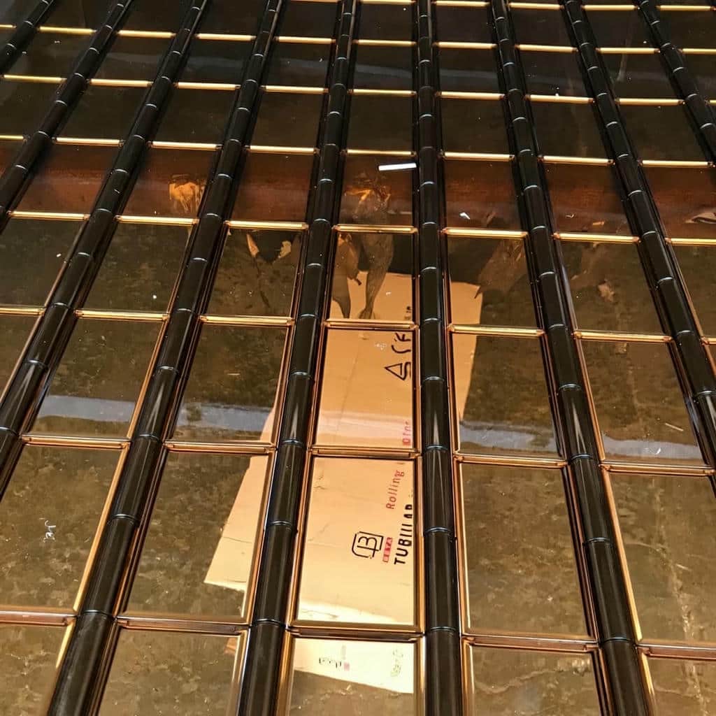 کرکره شفاف با رنگ بندی سفارشی