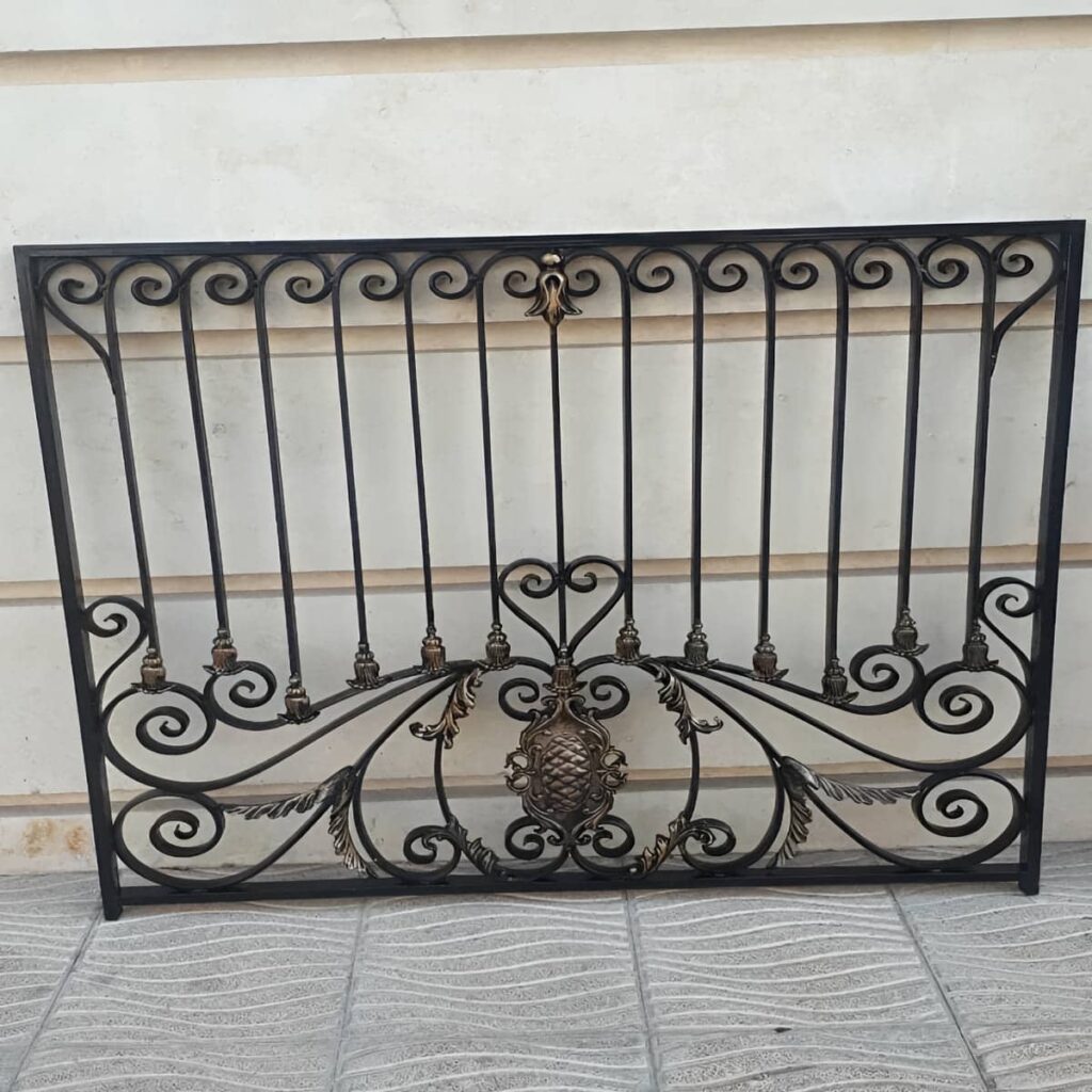 حفاظ پنجره فرفورژه آهنی