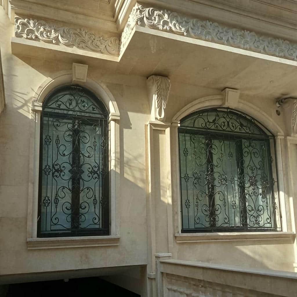 حفاظ پنجره دوجداره با ابعاد سفارشی
