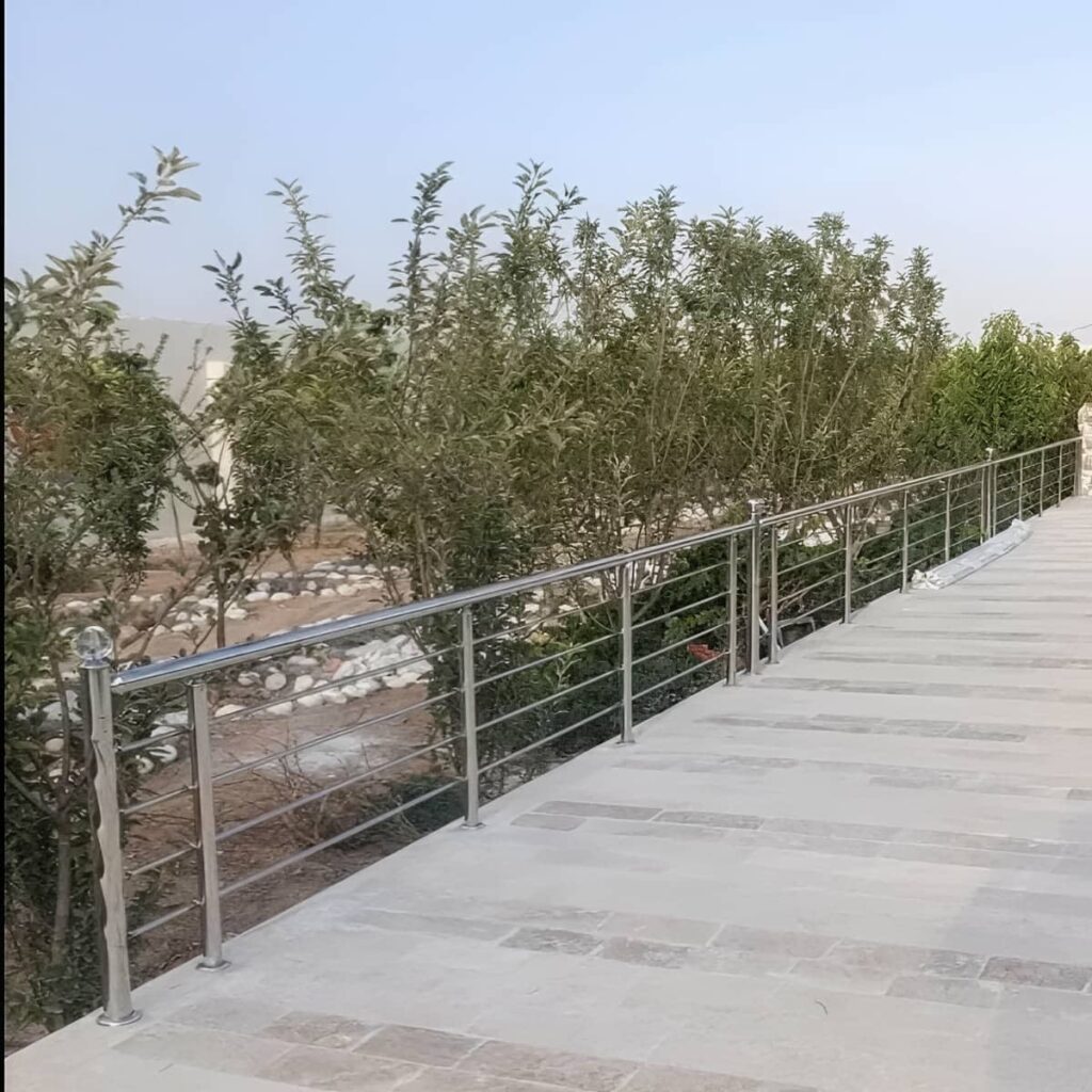 نرده پله با ابعاد اختصاصی پروژه نرده پله با ابعاد اختصاصی پروژه