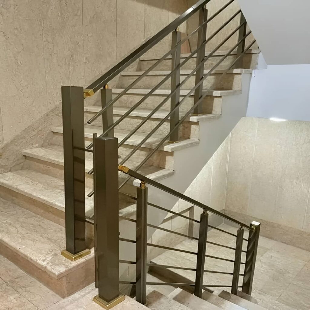 نرده استیل راه پله نمونه اجرای حرفه ای