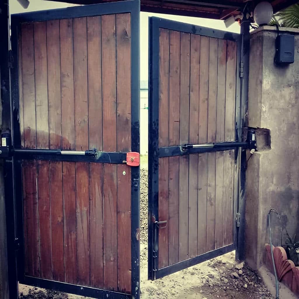 جک الکترومکانیک نمونه اجرای تخصصی