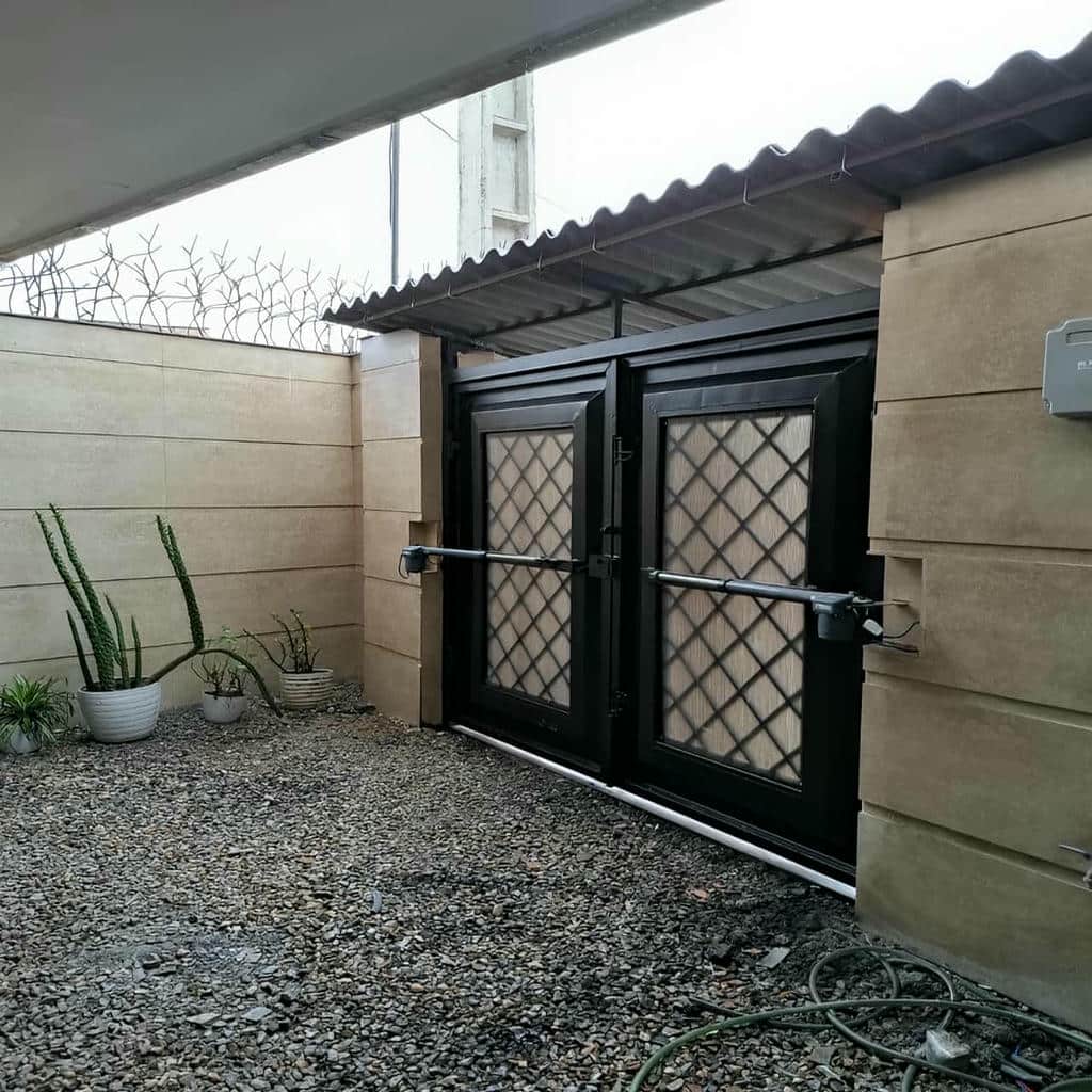 مرکز فروش تخصصی اپراتور درب پارکینگ ویژه دوام و طول عمر بالا