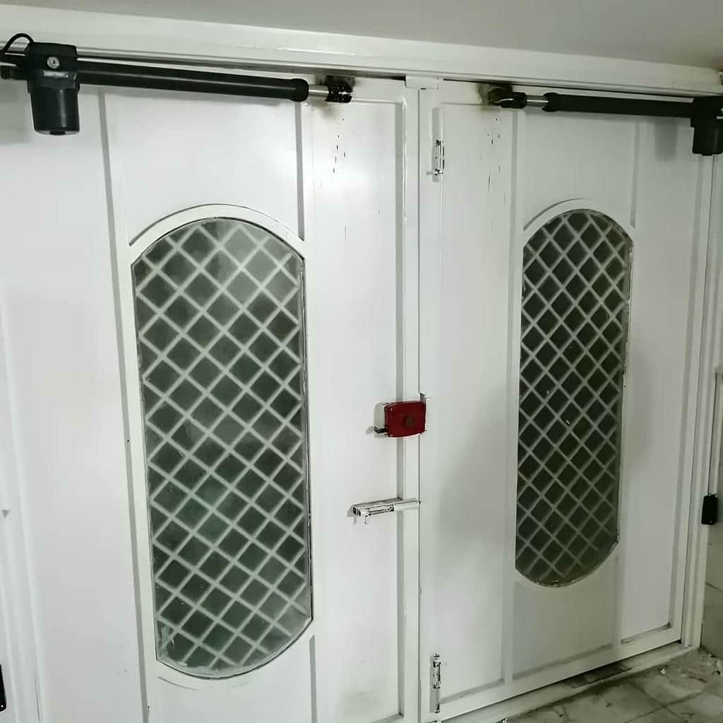 جک پرقدرت با طراحی هماهنگ نمای کلاسیک