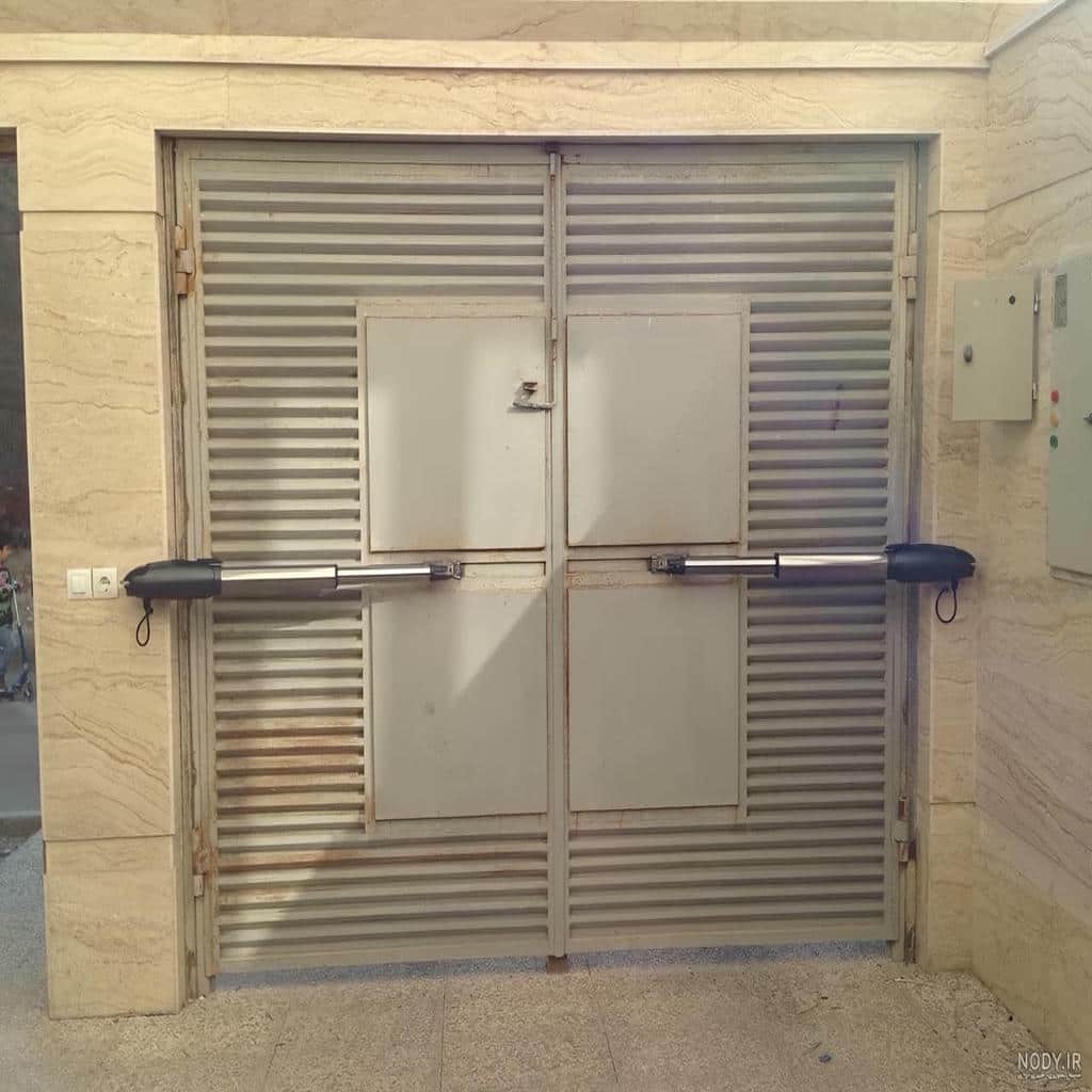 جک درب حیاط با ابعاد سفارشی