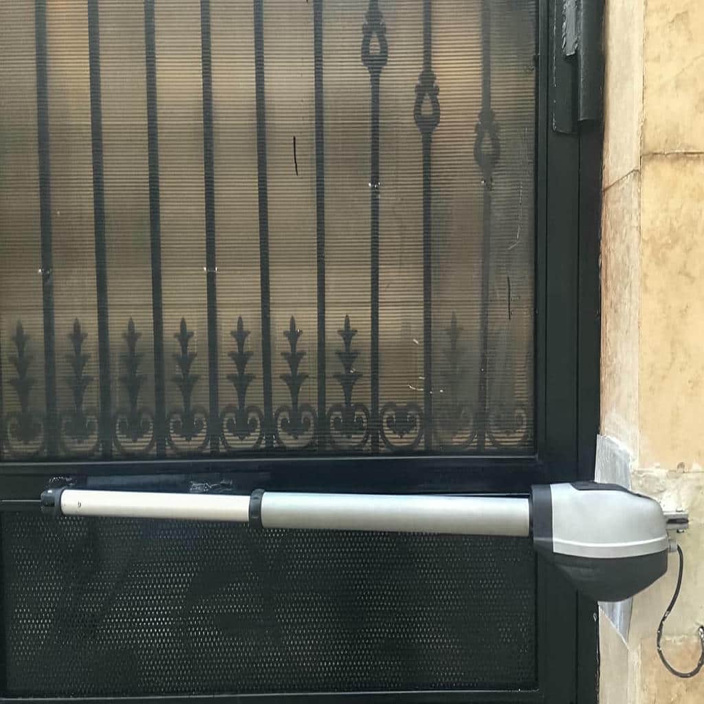 جک بازویی هماهنگ با ابعاد ورودی پارکینگ