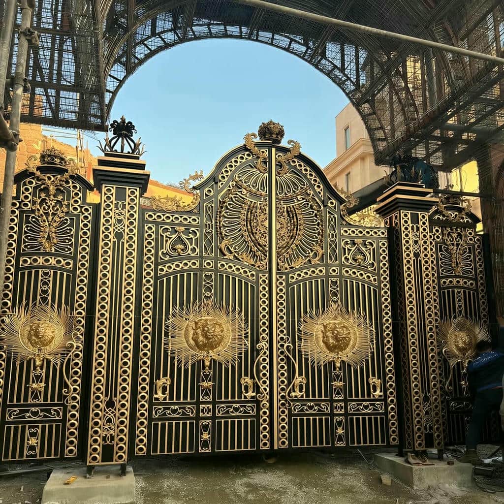 درب لوکس ویلا با ابعاد اختصاصی ورودی درب لوکس ویلا با ابعاد اختصاصی ورودی